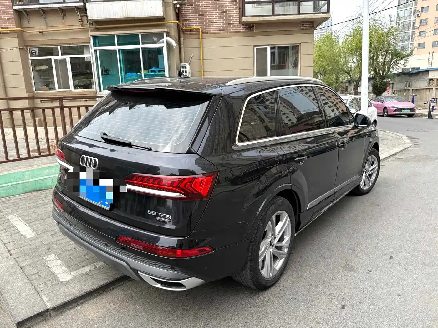 AUDI Q7