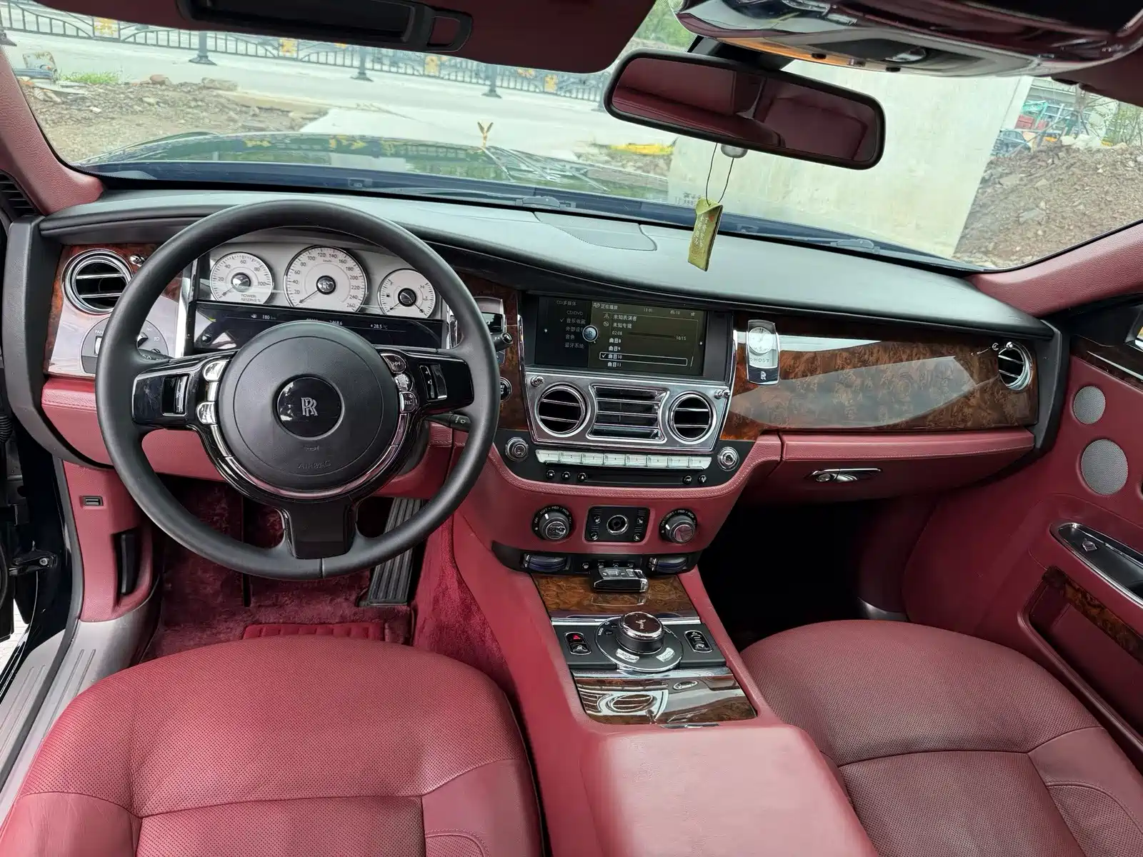 Фото 6 - Rolls-Royce Ghost