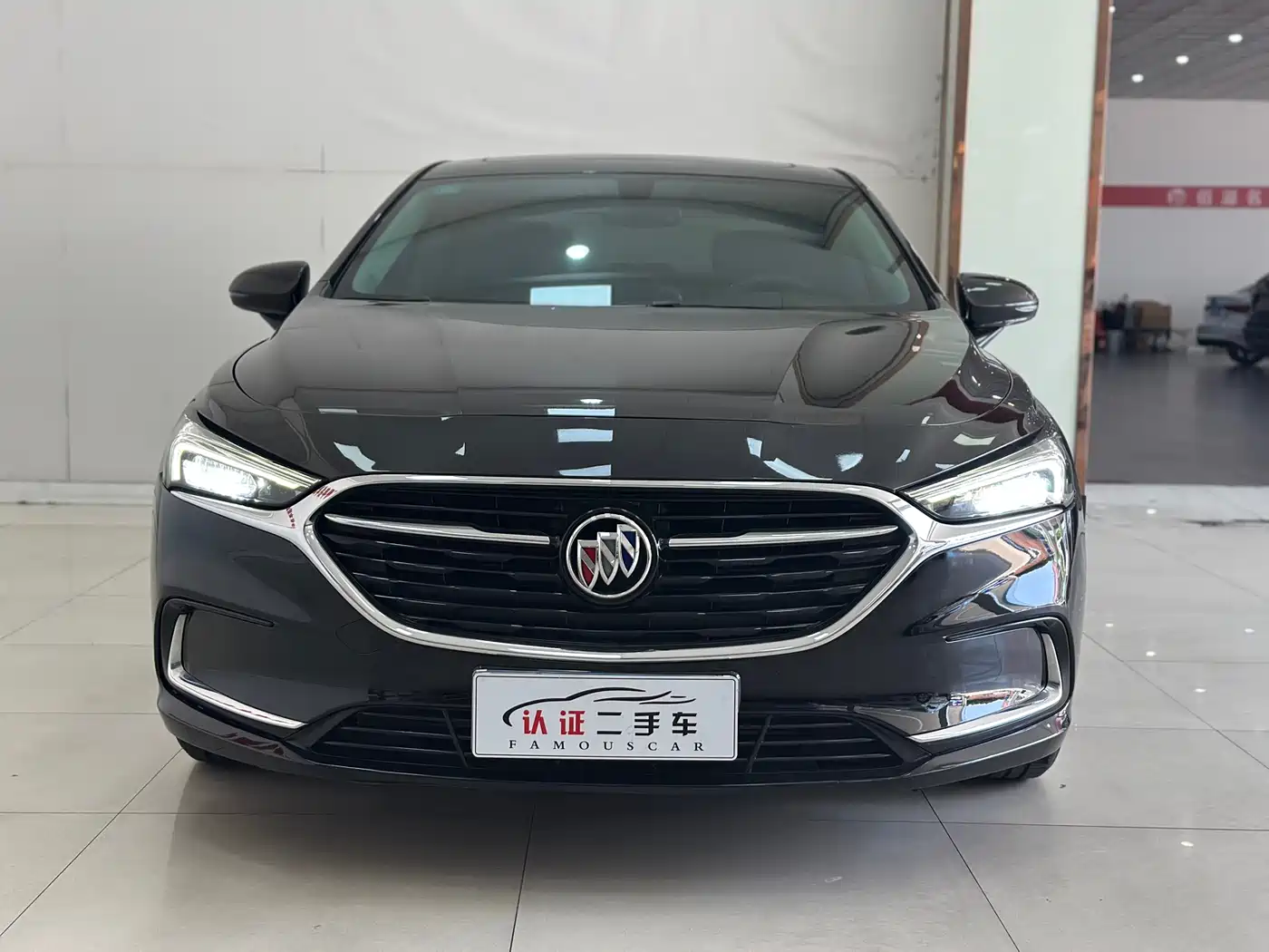 BUICK LACROSSE