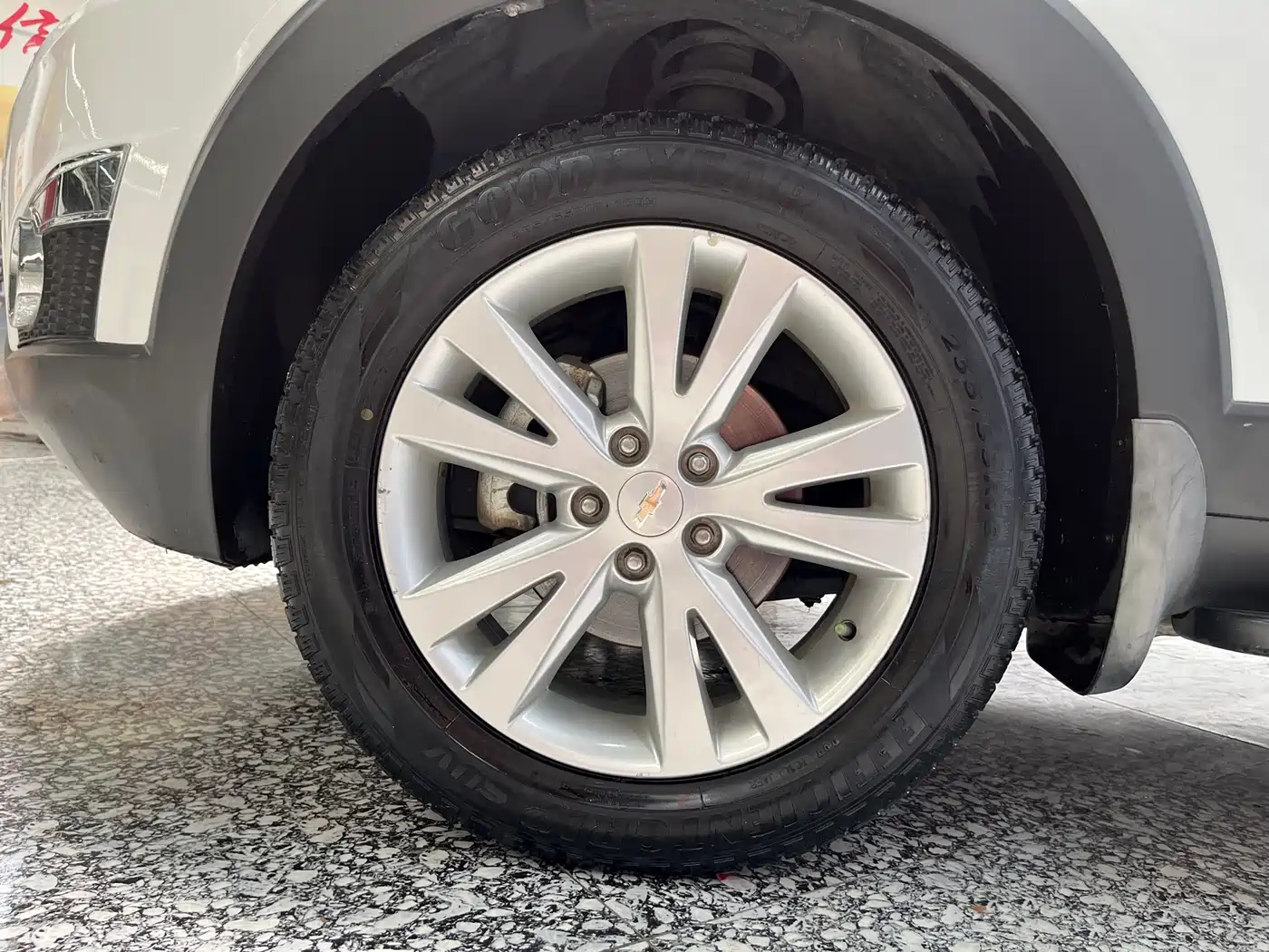 Chevrolet Captiva 2014 2.4L 4WD Flagship 7-seater фото 14