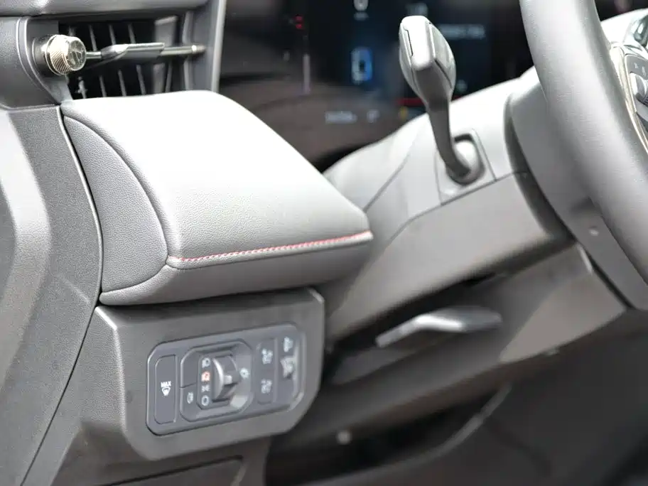 Photo 8 - Ford Mondeo