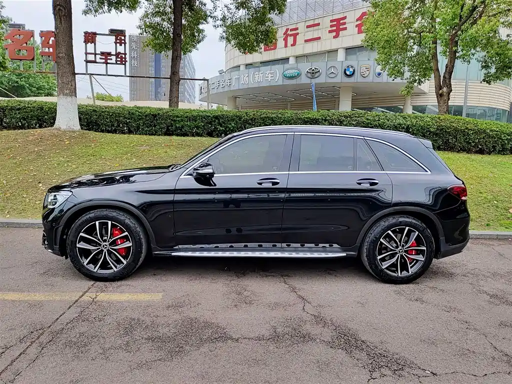 Mercedes-Benz GLC 2020 Facelift GLC 300 L 4MATIC Dynamic фото 3