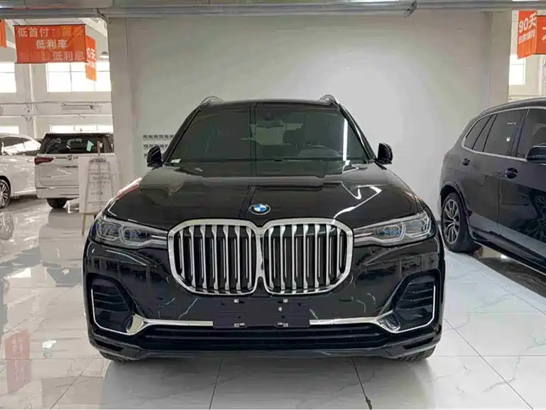 BMW X7 2021 Facelift xDrive40i Premium M Sport Package фото 2