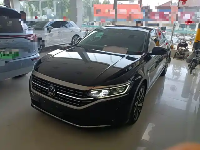 Volkswagen Passat 2024