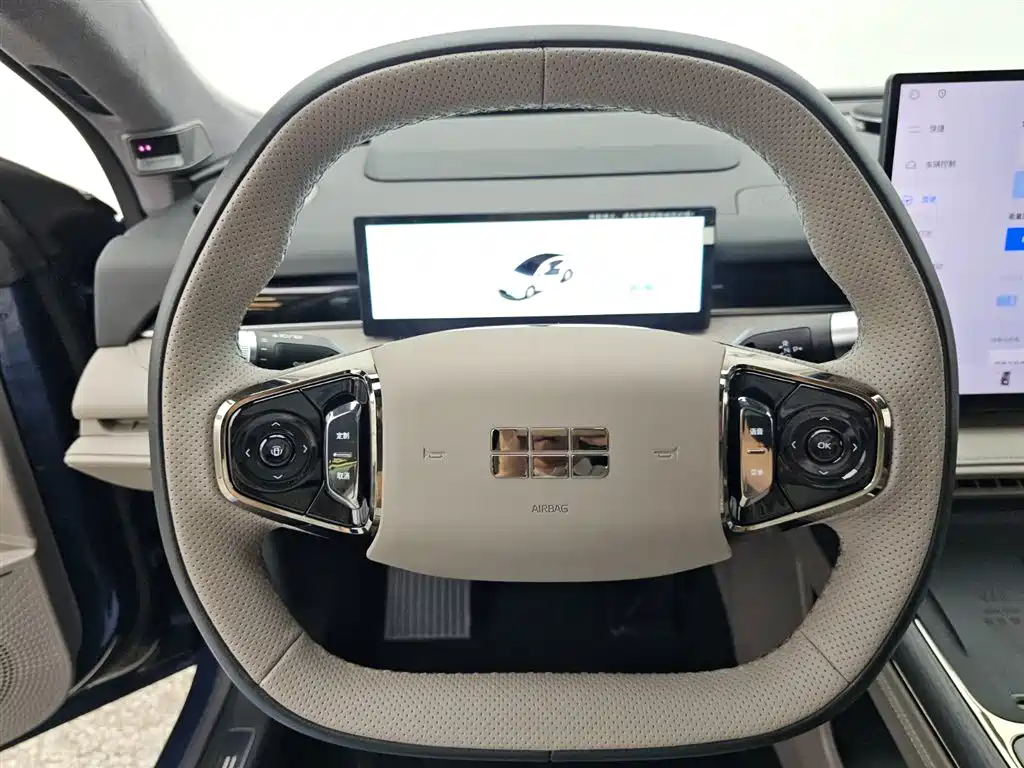 Geely Galaxy Galaxy Xingyao 8 2025 130km EM-P Starship Edition фото 11