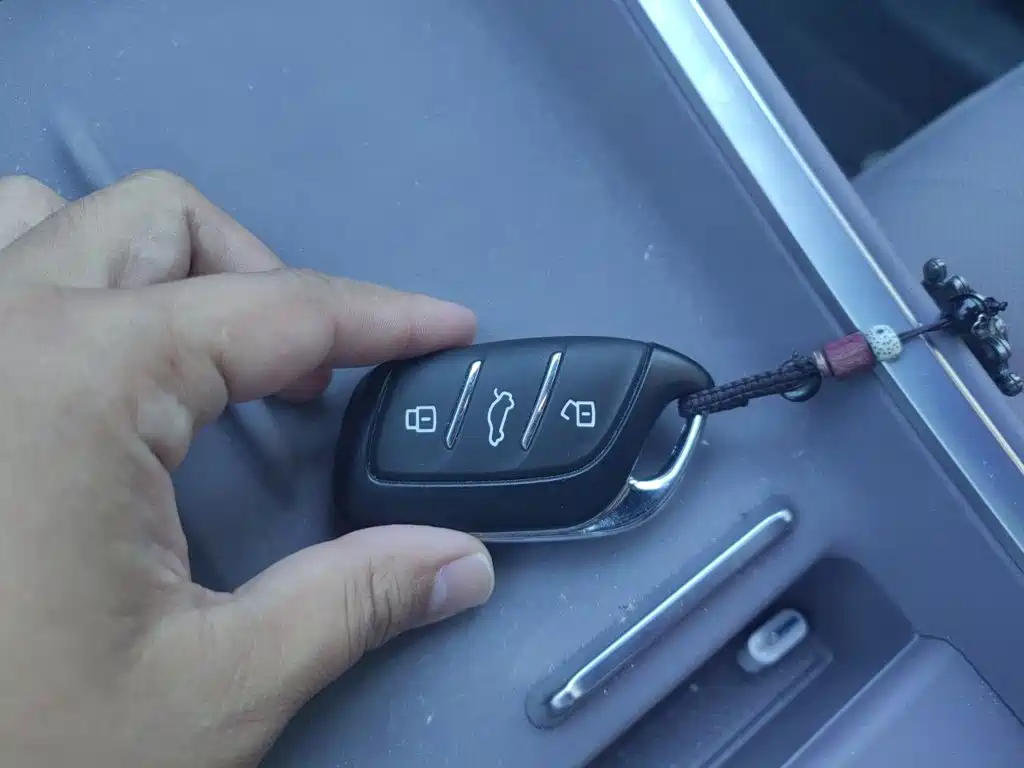 Roewe M7 DMH 2025 2025 Base