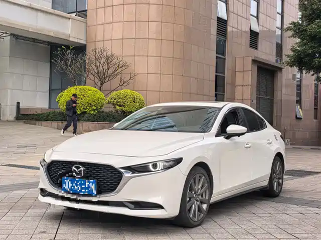 MAZDA 3 ANGKESAILA