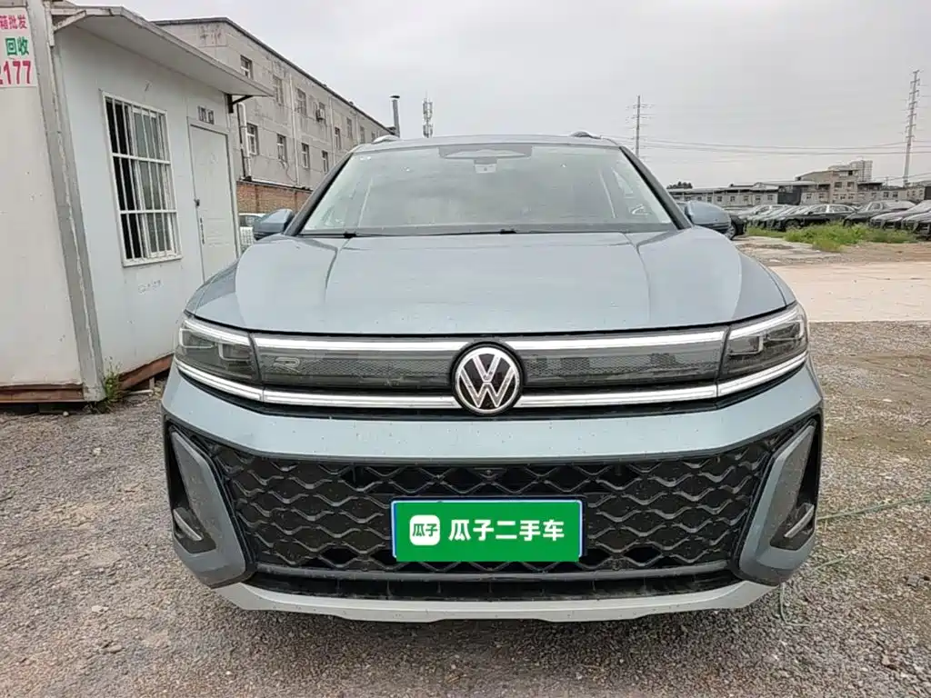 صورة 2 - Volkswagen Talagon