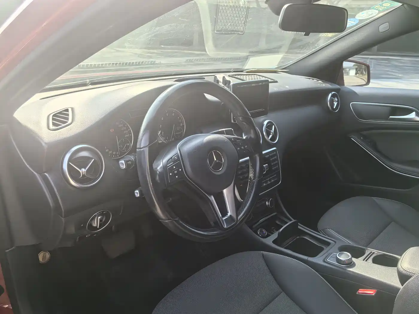 Mercedes-Benz A-Class (Import) 2015 A 180 фото 9