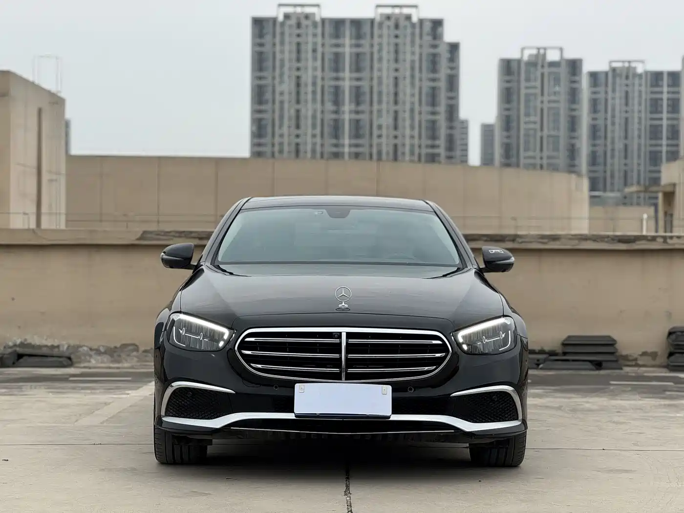  E CLASS