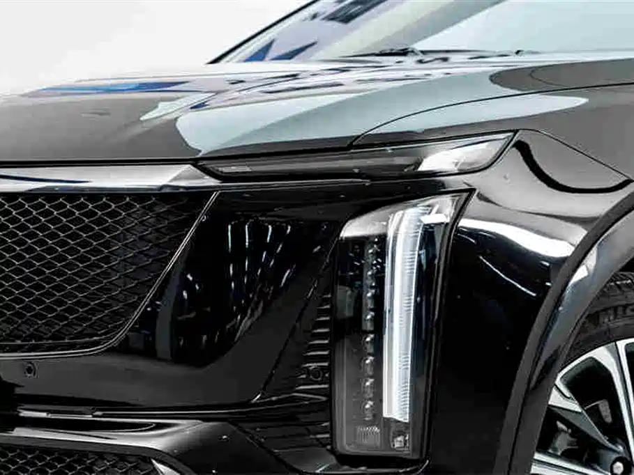 Cadillac XT5 2025 2.0T Luxury фото 4
