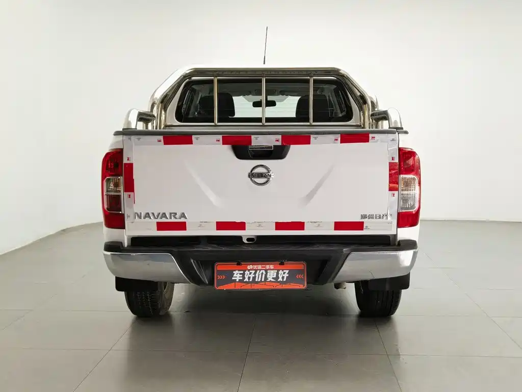 Nissan Navara 2017 2017 Model 2.5L Manual 2WD Luxury QR25
