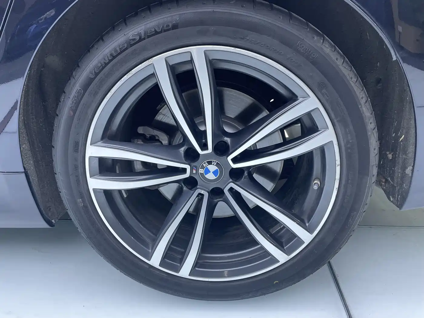 BMW 7 Series 2021 Model 730Li M Sport Package фото 11