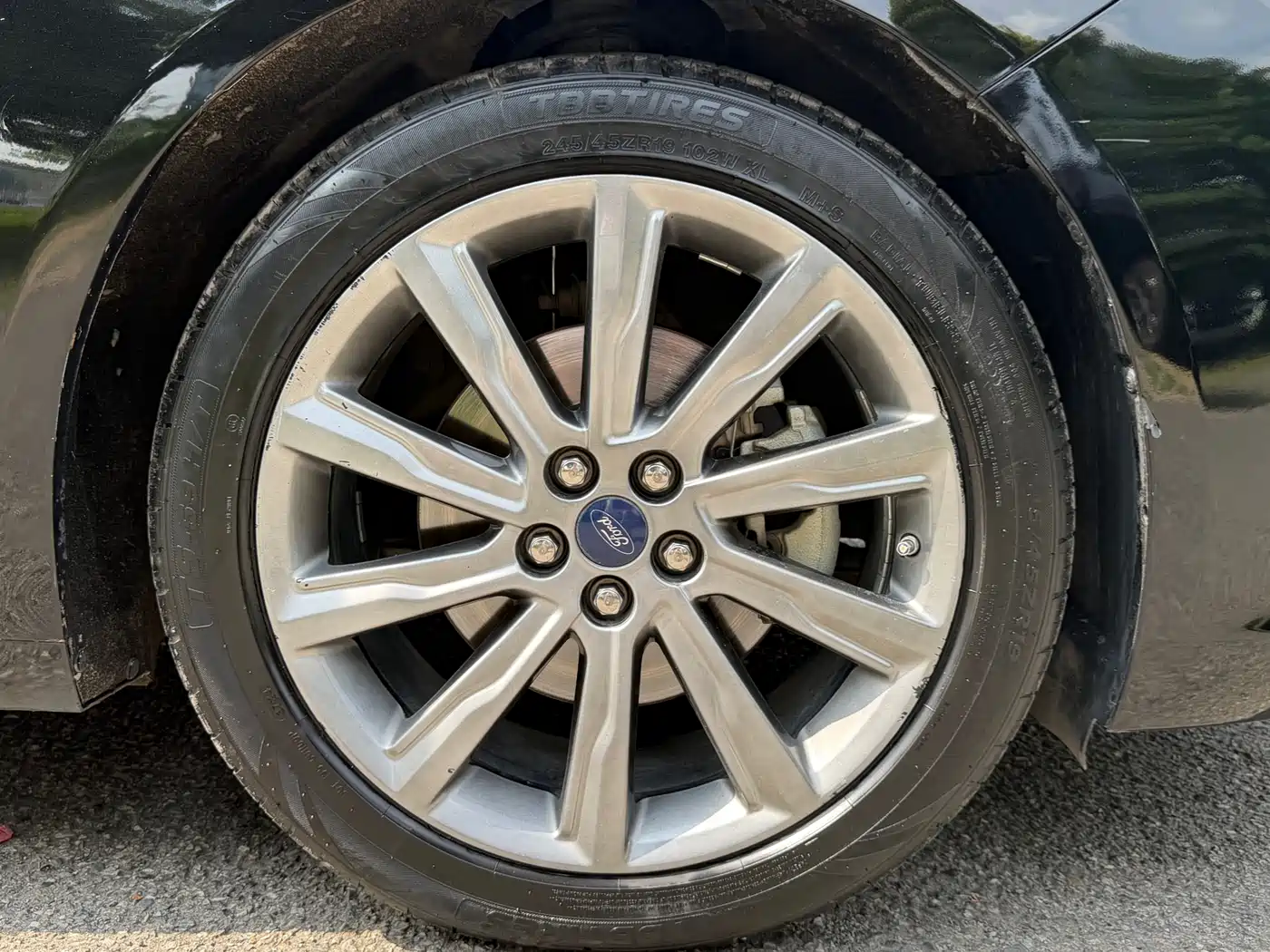Фото 13 - Ford Taurus
