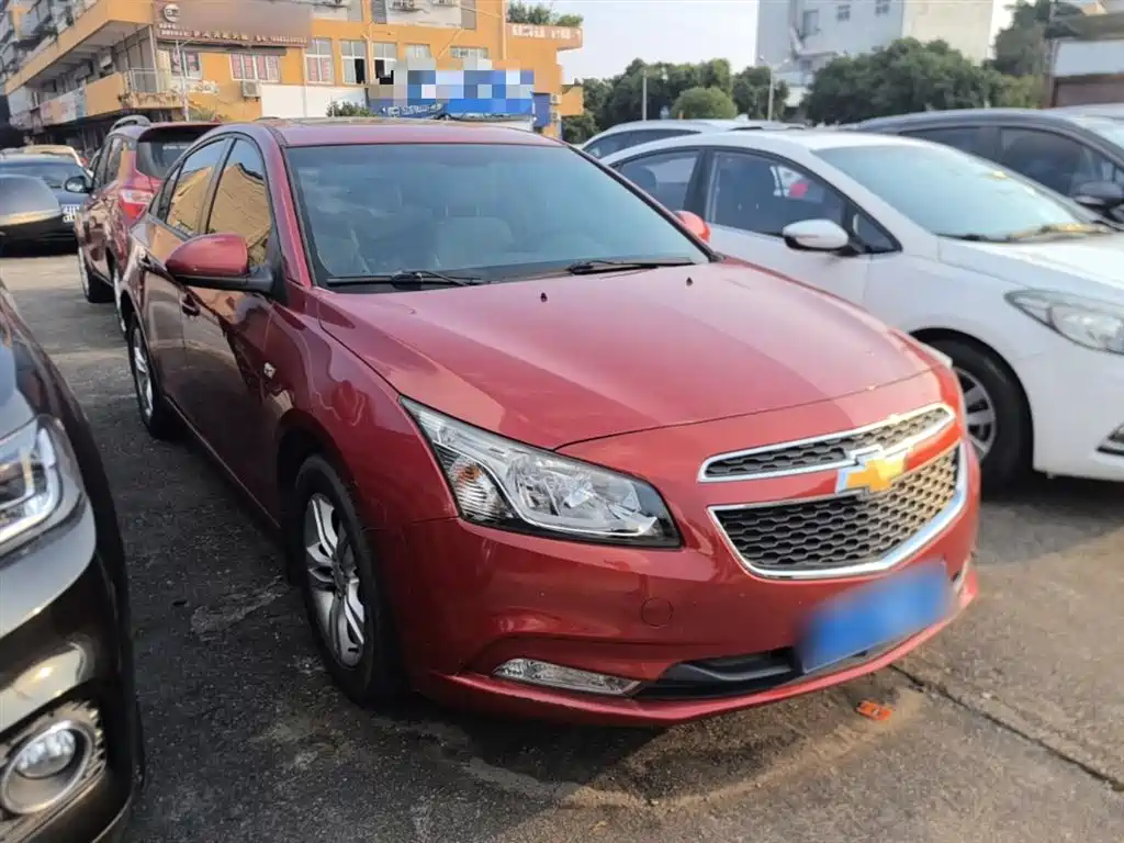 Chevrolet Cruze 2015 1.5L Classic SE MT фото 4