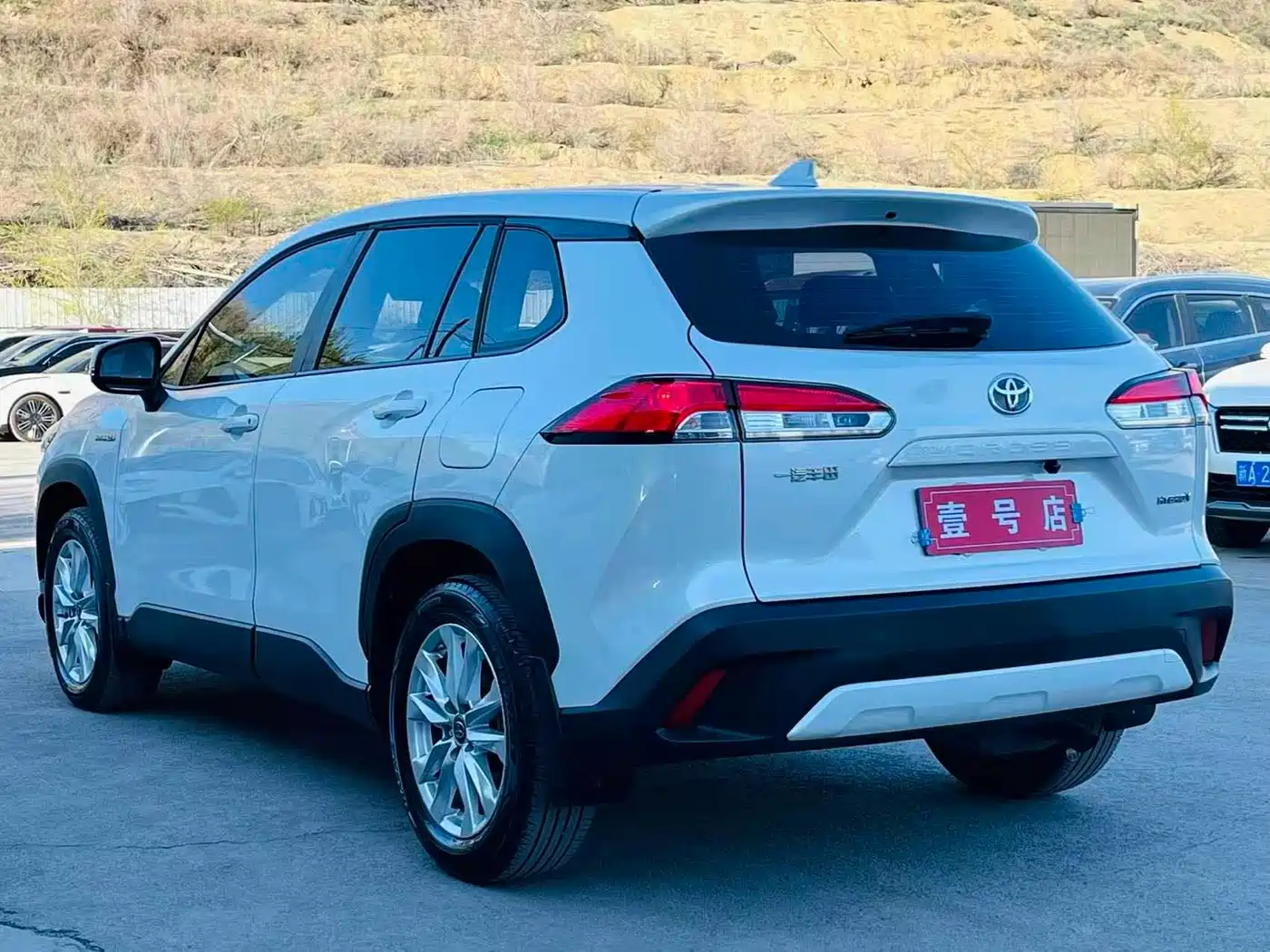 Toyota Corolla Cross 2023 Hybrid 2.0L Pioneer Edition фото 6