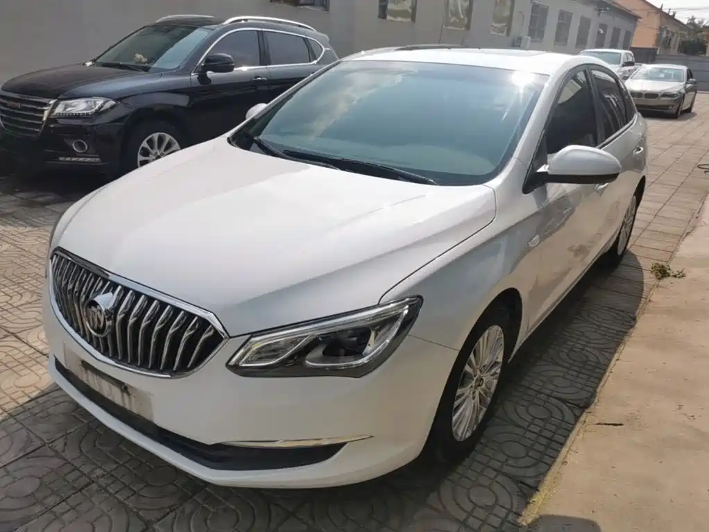 Фото 1 - Buick Excelle