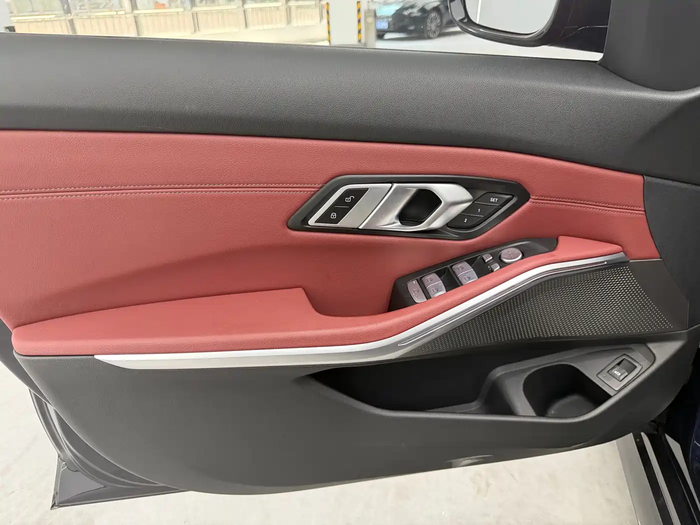 BMW 3 Series 2024 325Li M Sport Package фото 11