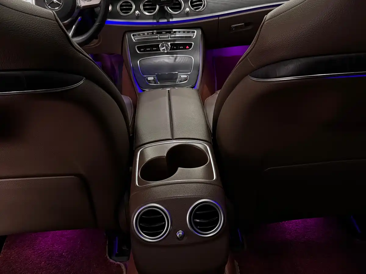 Mercedes-Benz E-Class 2020 Facelift E 300 L Sport Exclusive фото 19