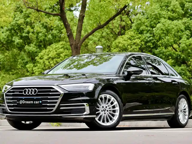 Audi A8 2022