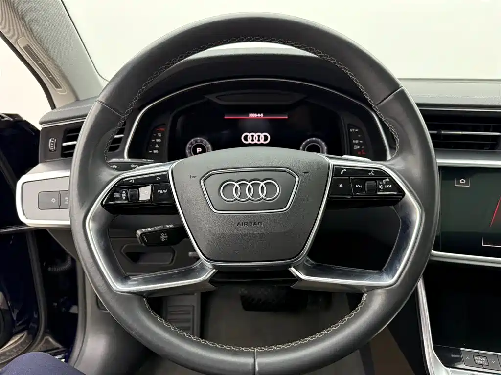 Audi A7L 2022 45 TFSI S-line Dream Builder Crystal Package фото 10