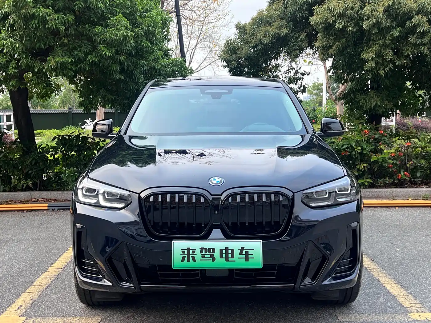 BMW IX3