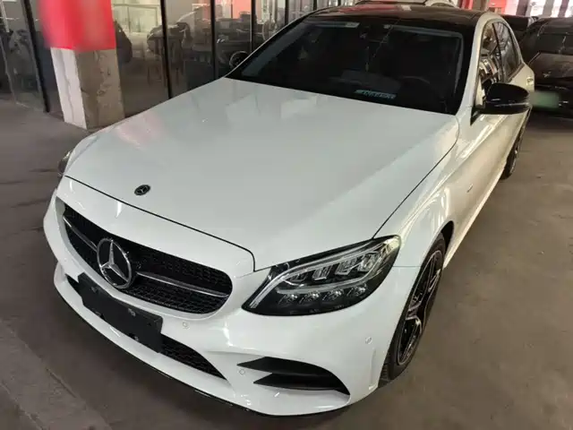 Mercedes-Benz C-Class 2021