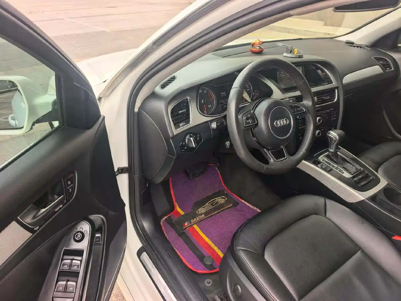 Audi A4L 2013 35 TFSI Automatic Standard фото 9