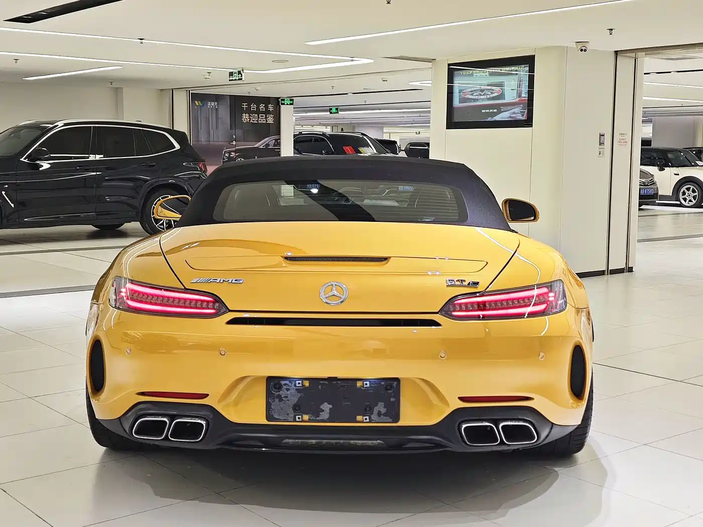 Photo 5 - Mercedes-Benz AMG GT