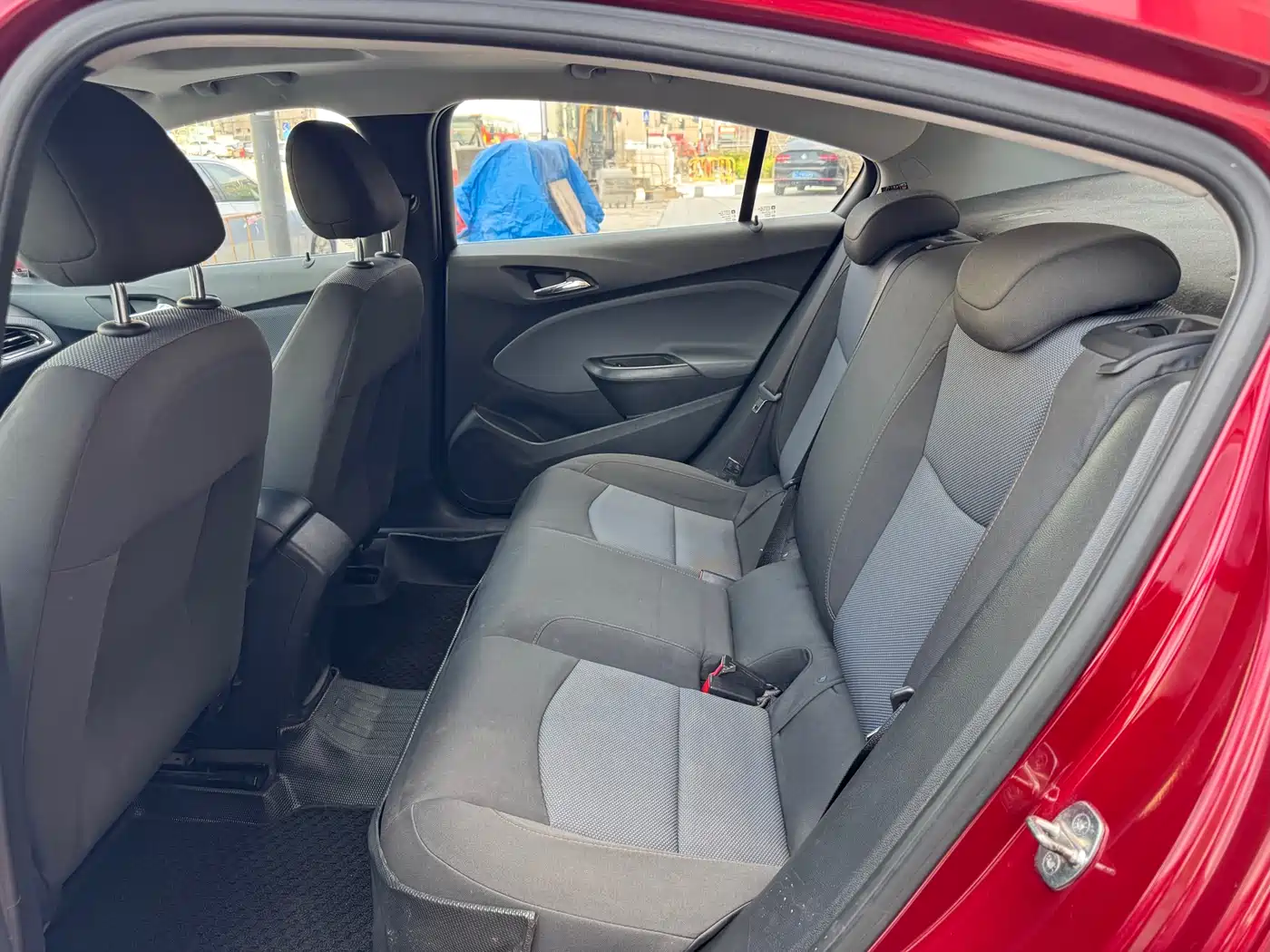 Chevrolet Cruze 2018 320 Automatic Pioneer Sunroof Edition фото 5
