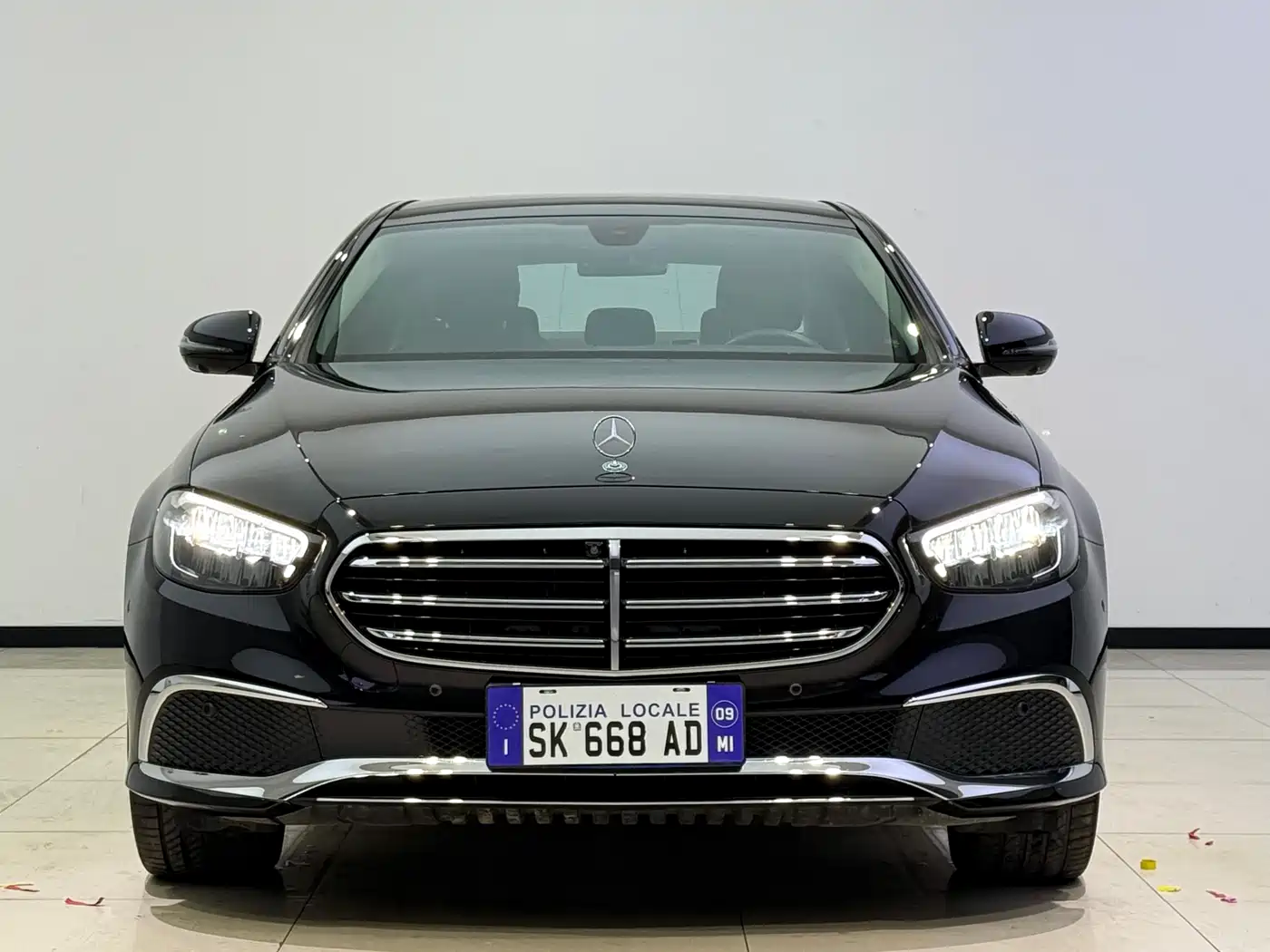  E CLASS