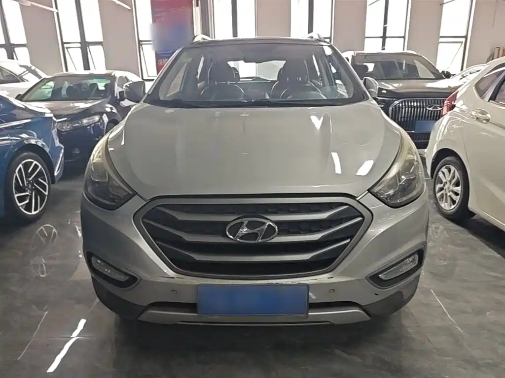 Hyundai Beijing Hyundai ix35 2013 2.0L Automatic 2WD Leading GLX China IV фото 3
