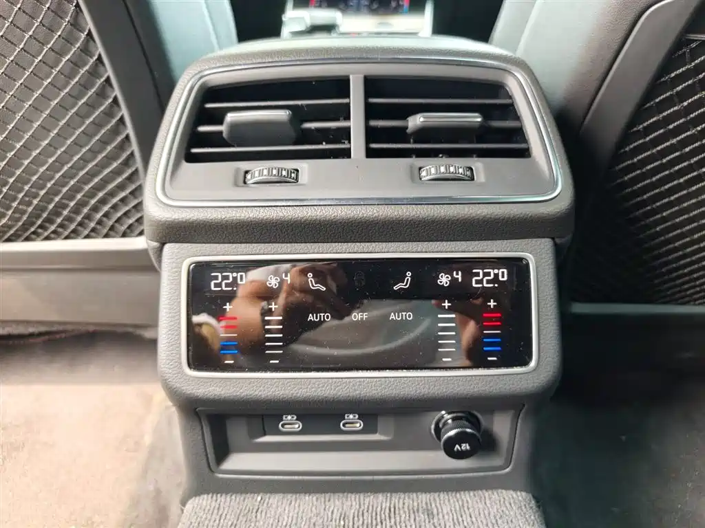 Audi A6L 2024 45 TFSI quattro Premium Dynamic фото 17