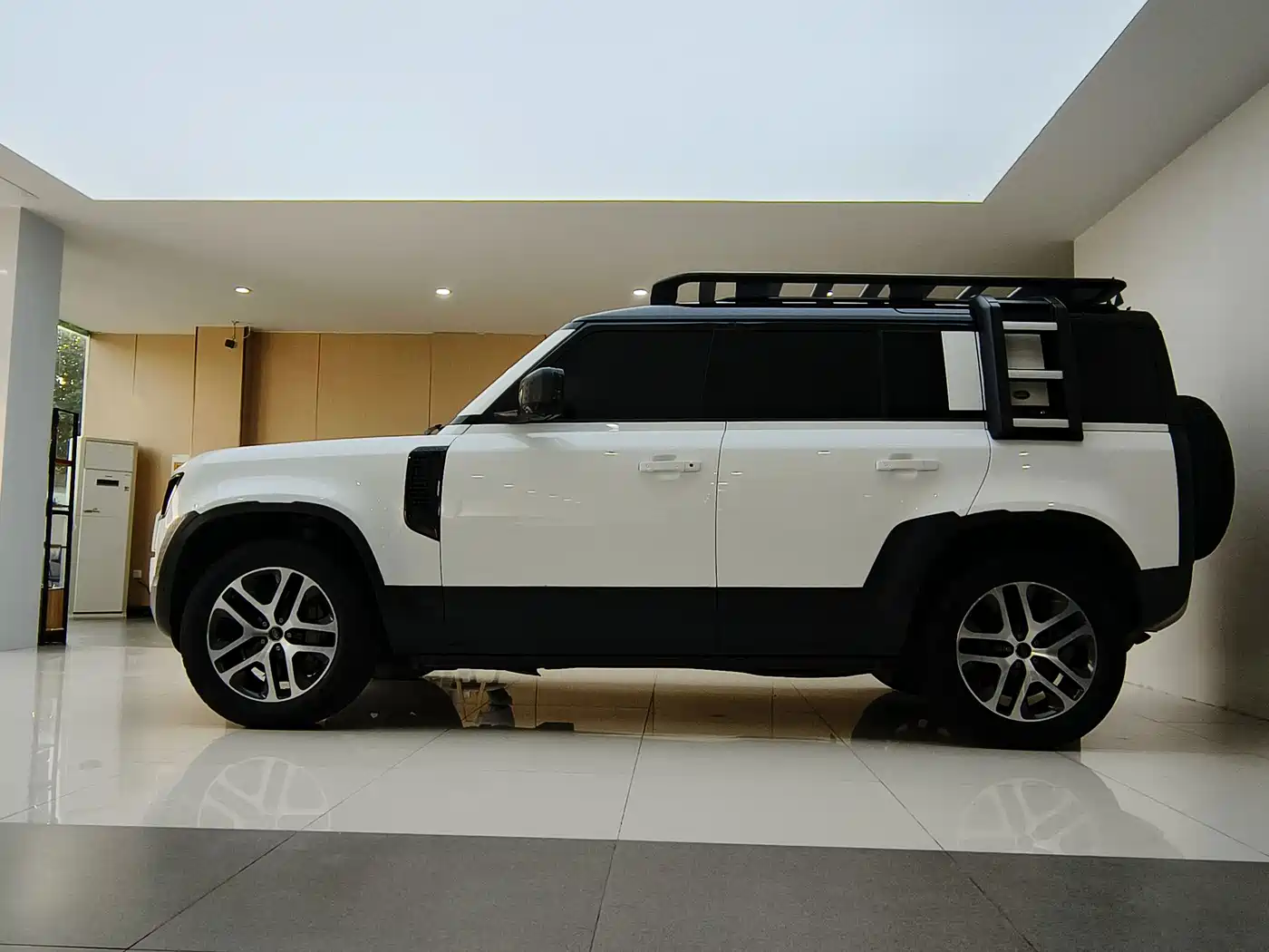 Land Rover Defender 2021 2021 110 P400 Dark Special Edition
