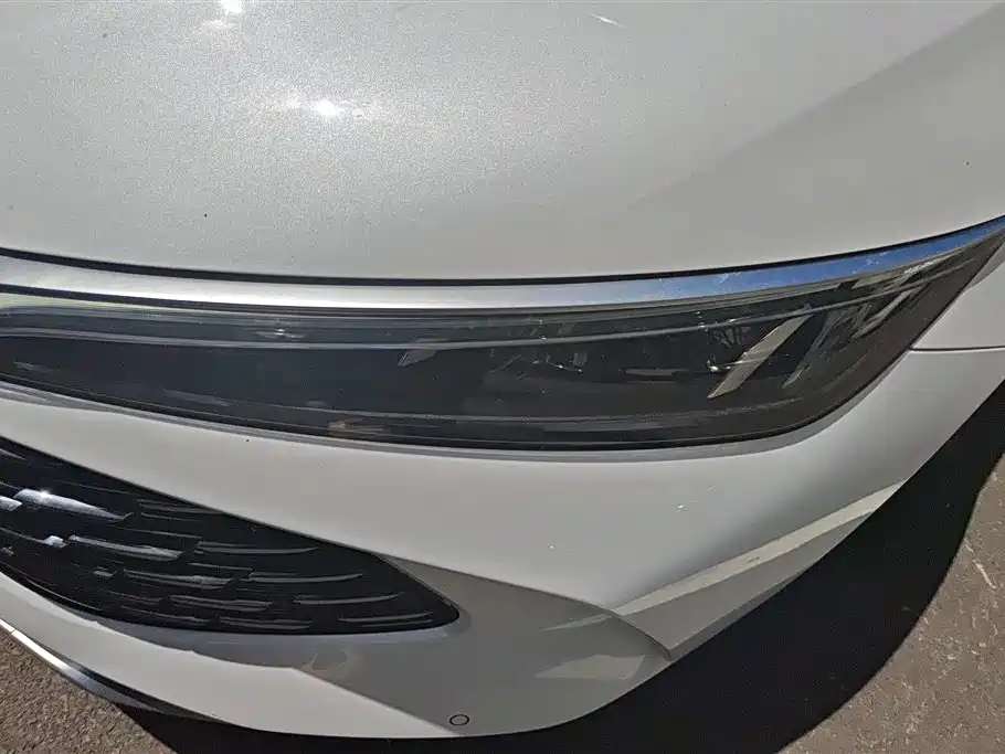 BYD Qin L 2024 DM-i 120KM Leading фото 5