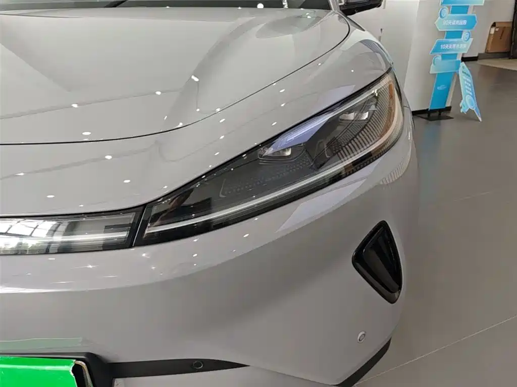 BYD Hai Shi 05 EV 2025 520KM Flagship Smart Navigation Edition фото 24