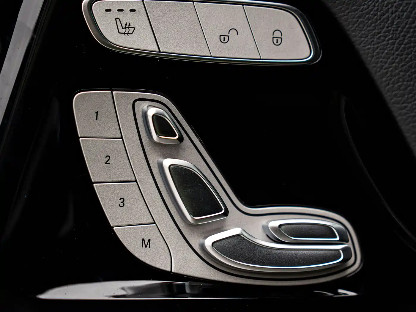Mercedes-Benz G-Class фото 26