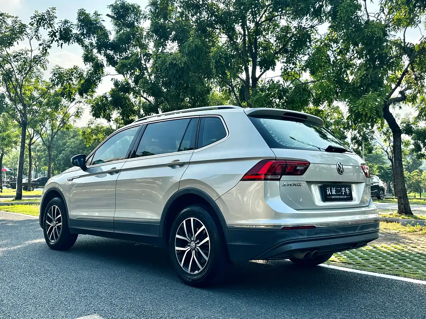Фото 5 - Volkswagen Tiguan L