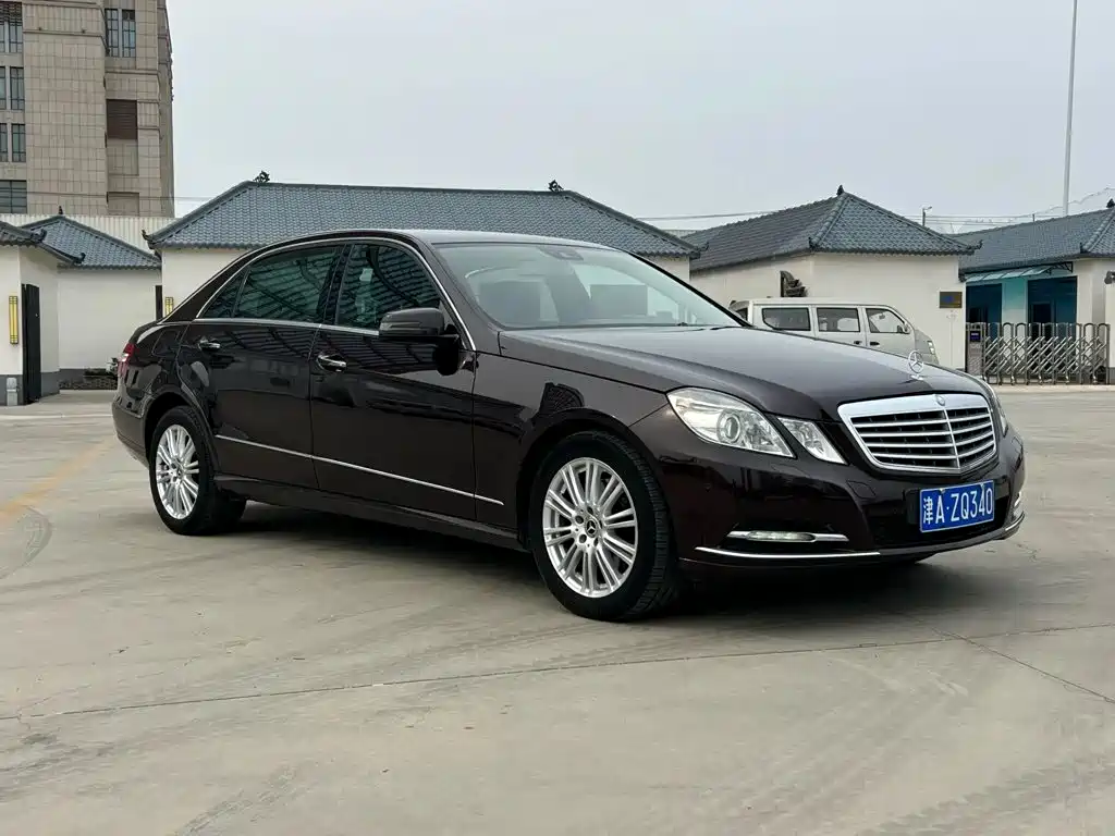 Mercedes-Benz E-Class 2011 2011 E 300 L Elegance