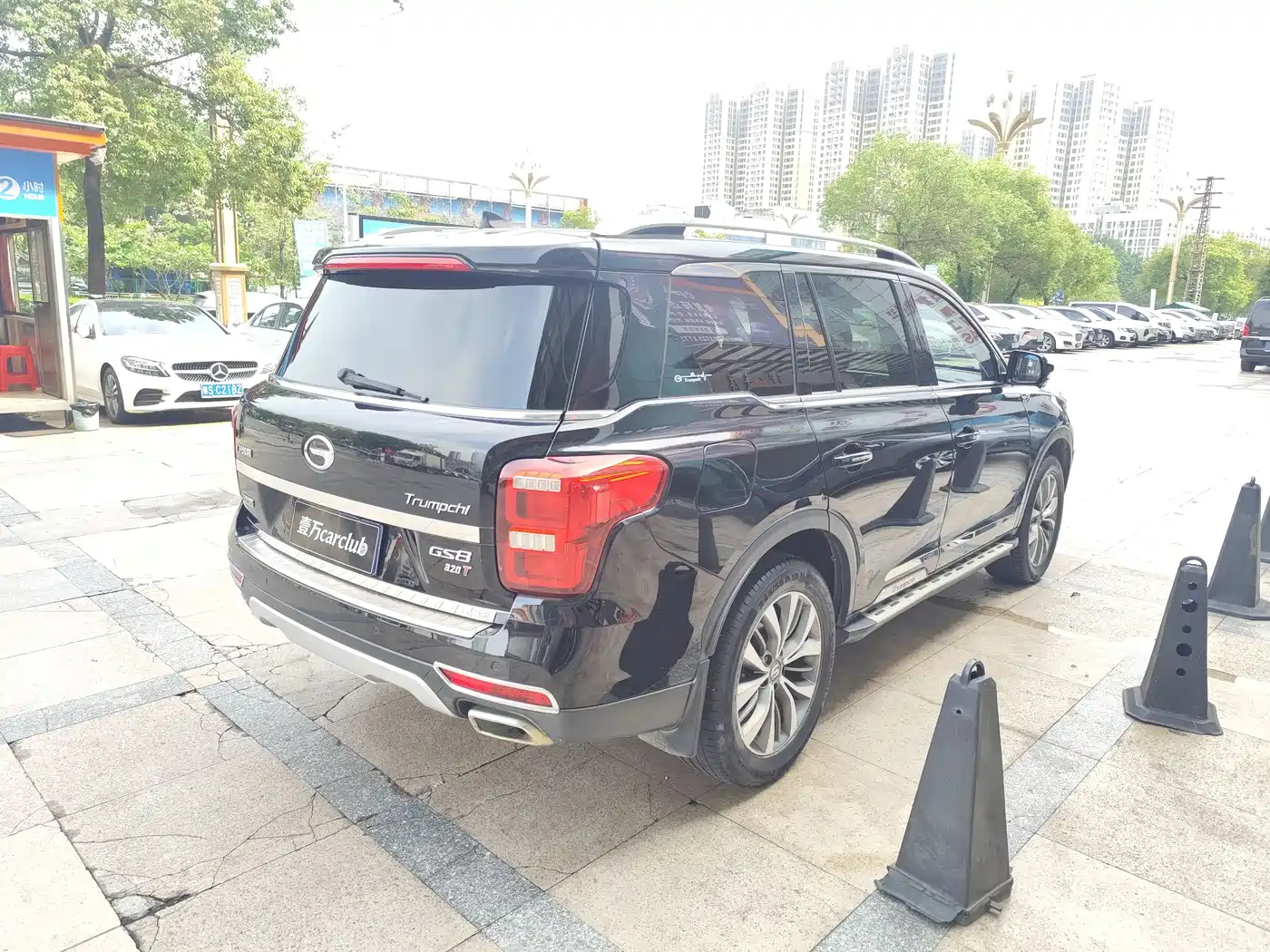 GAC Trumpchi Trumpchi GS8 2017 320T AWD Luxury Smart Connect (7-Seater) фото 9