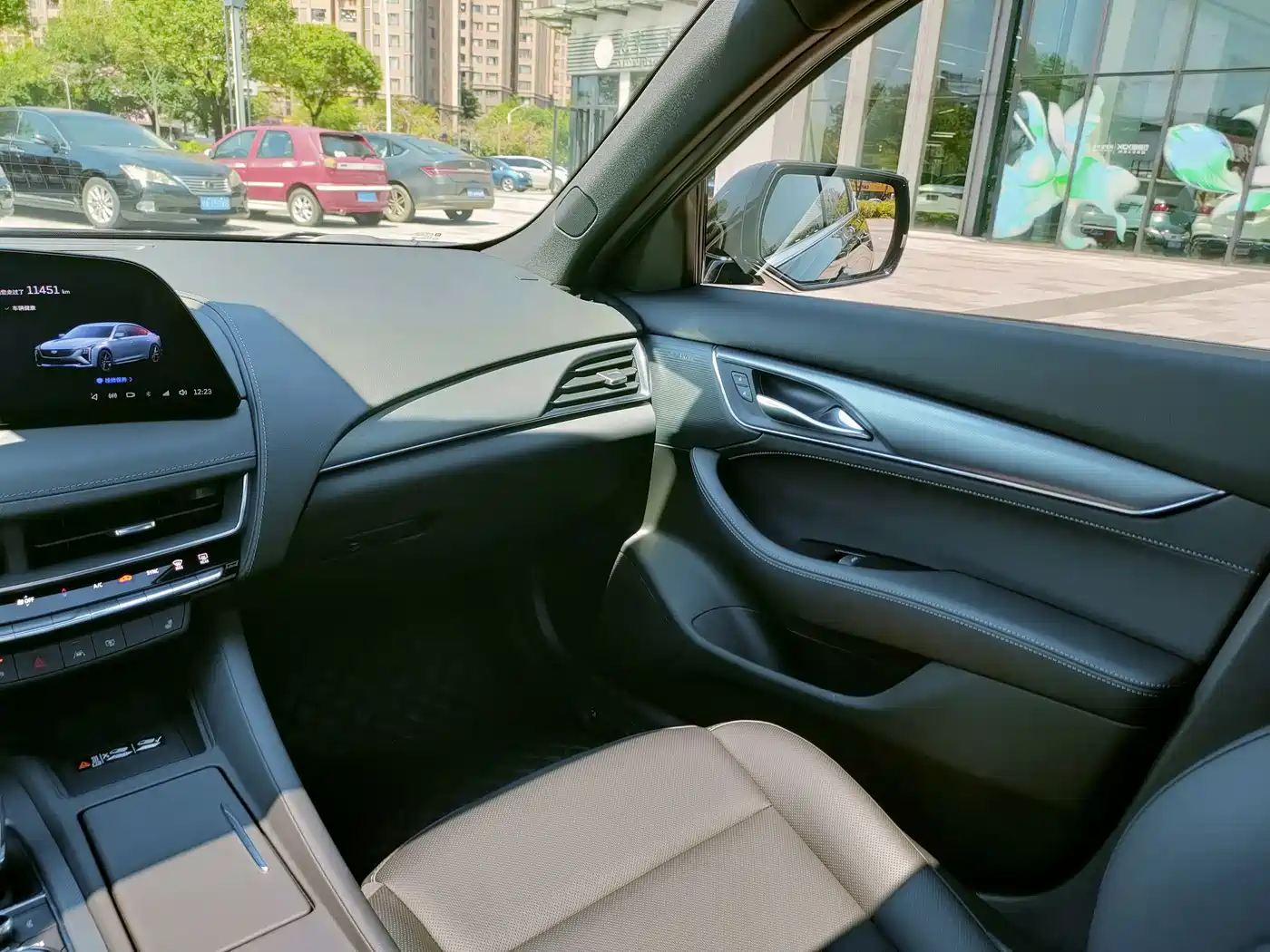 Cadillac CT5 2026 2025 Model 28T Urban Sport Edition