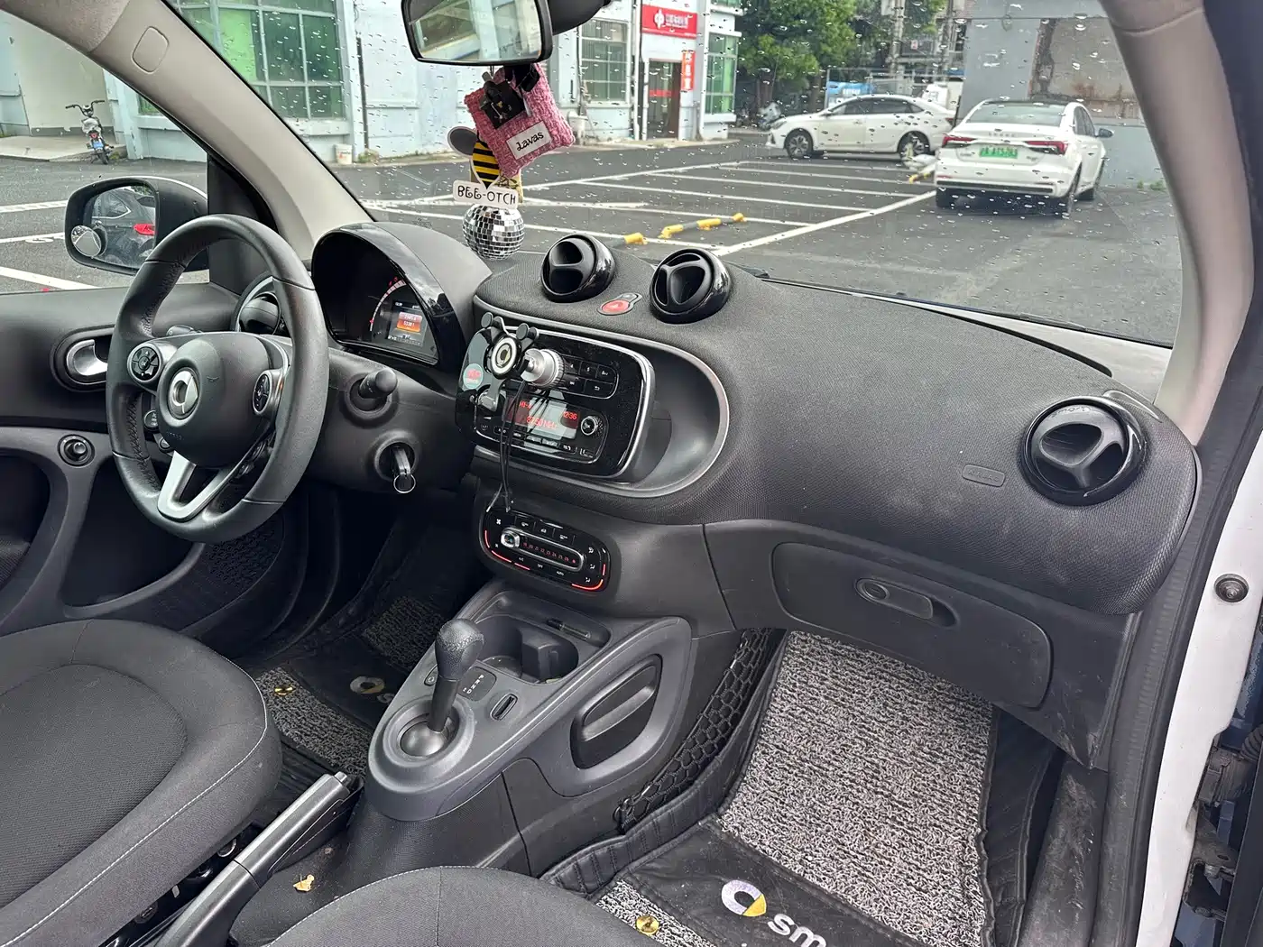 smart fortwo 2019 2019 0.9T 66kW Hardtop Wind Edition China VI