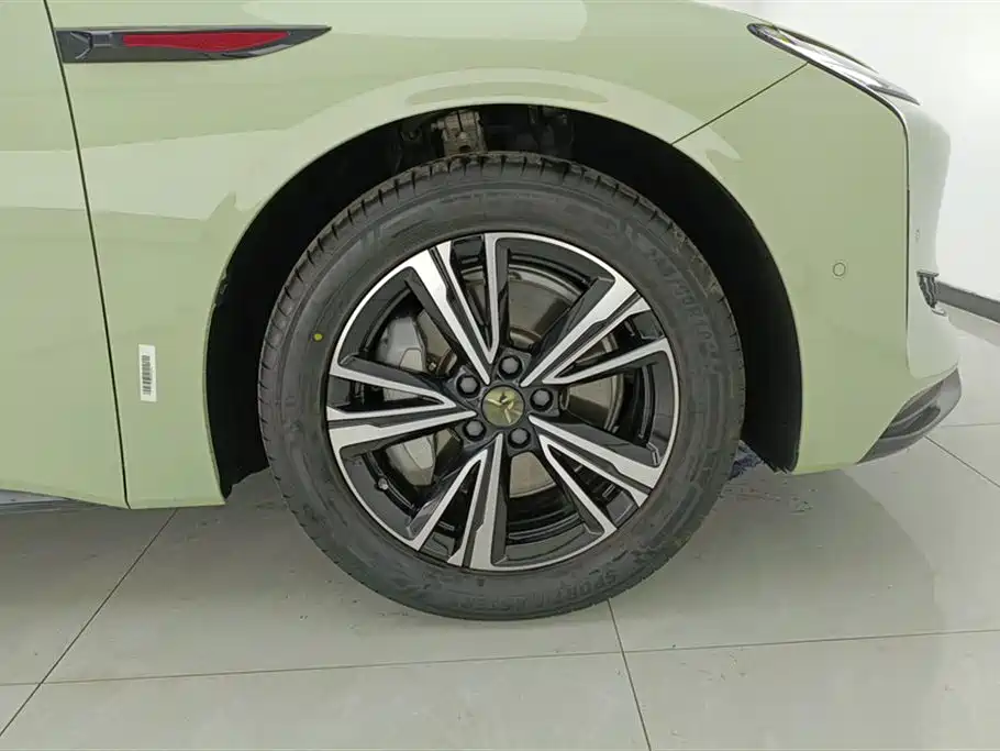 Hongqi EH7 2024 690 Pro фото 6