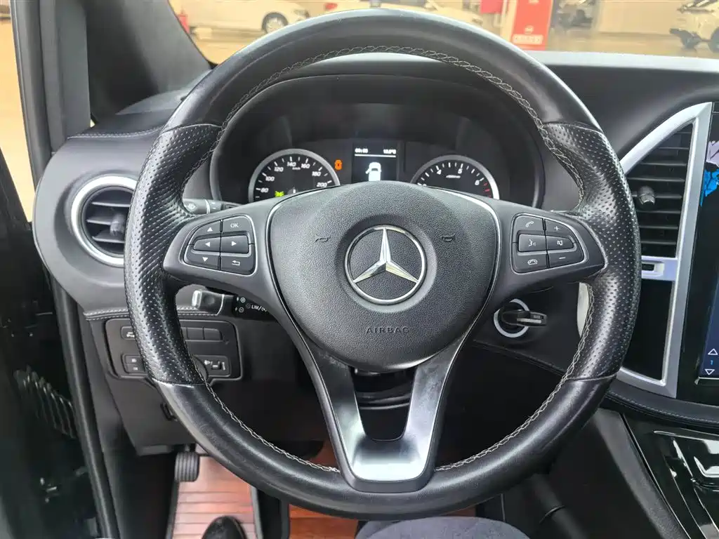 Mercedes-Benz Vito 2020 2.0T Business Edition (7-seater) фото 7