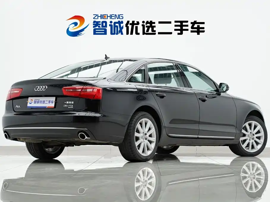 Фото 3 - Audi A6L