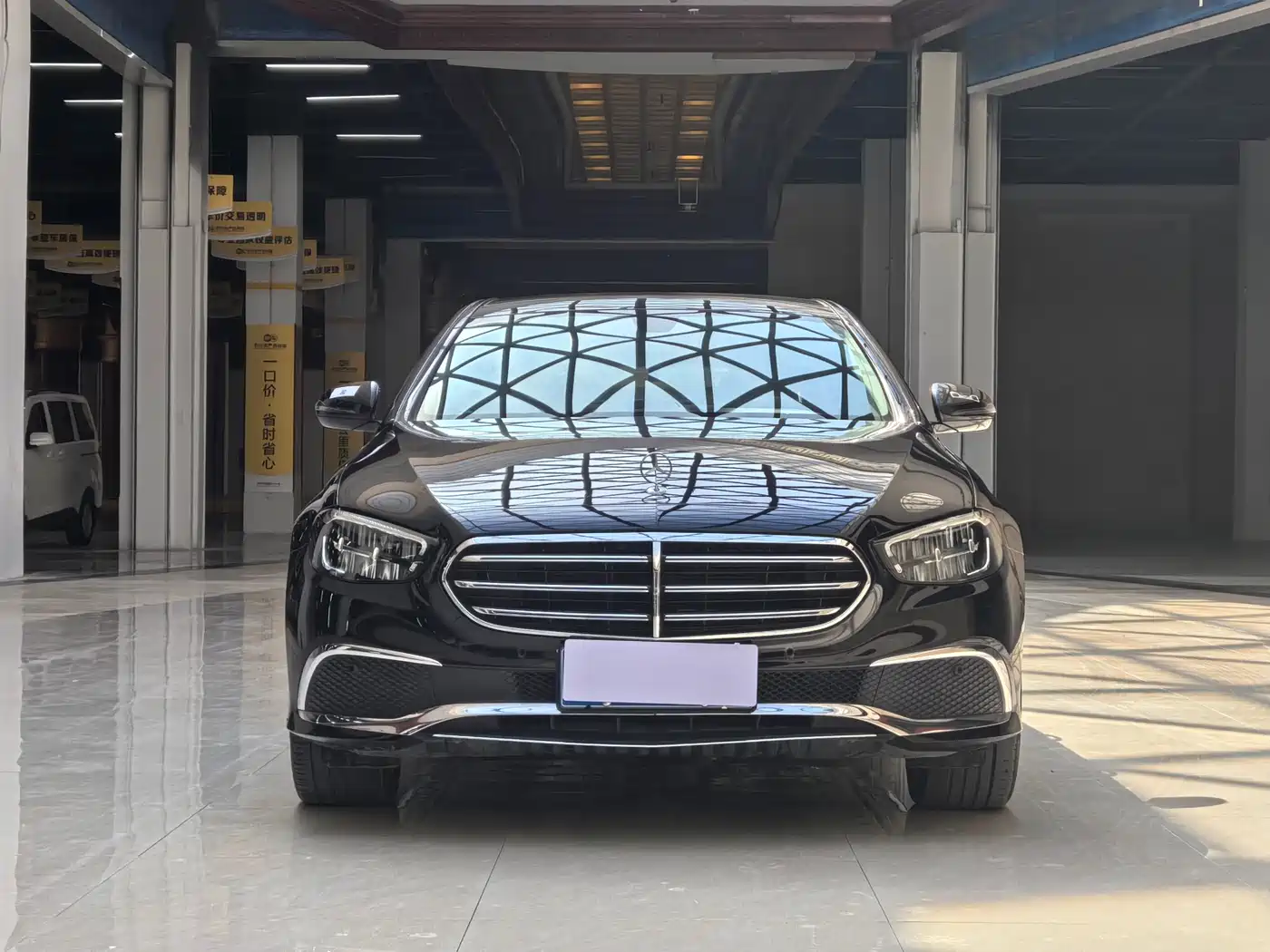 Mercedes-Benz E-Class 2023 Facelift E 260 L фото 2