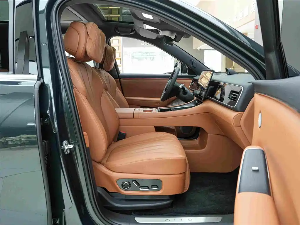 Aito M7 2025 2026 Extended Range Ultra AWD 5-Seater