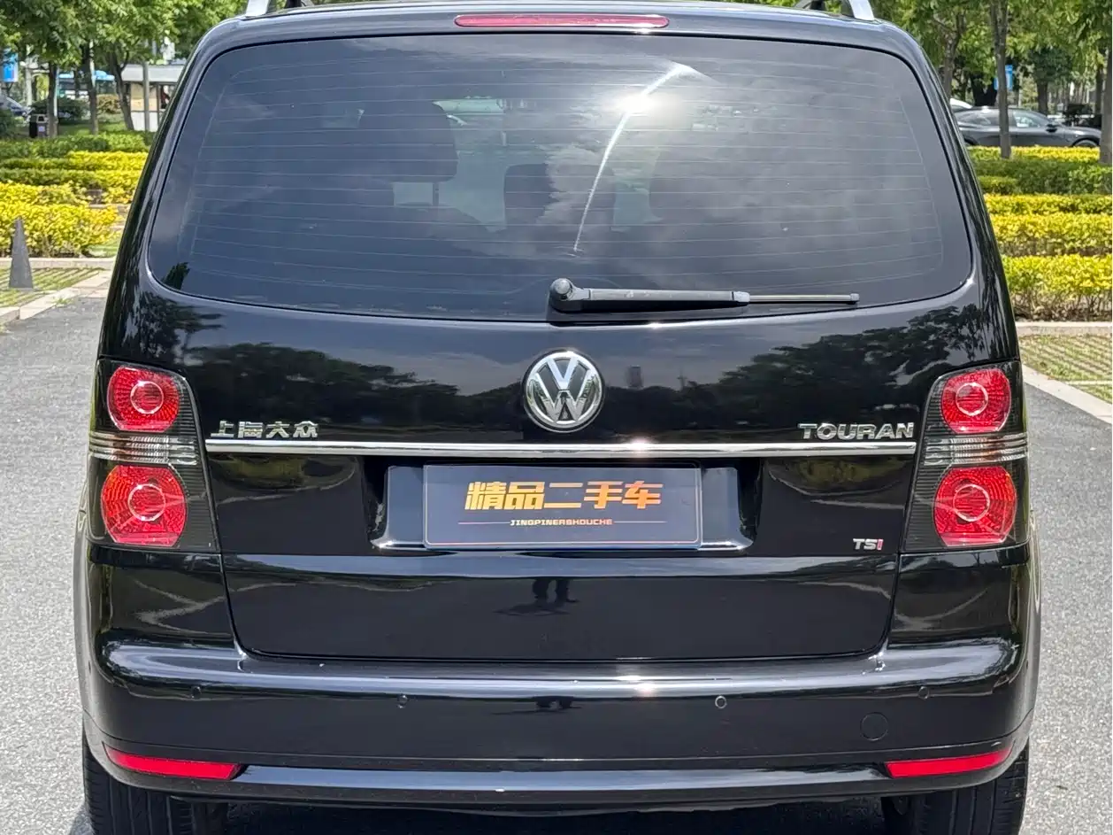 Volkswagen Touran 2013 1.4T DSG Brilliant Edition 5-seater фото 22