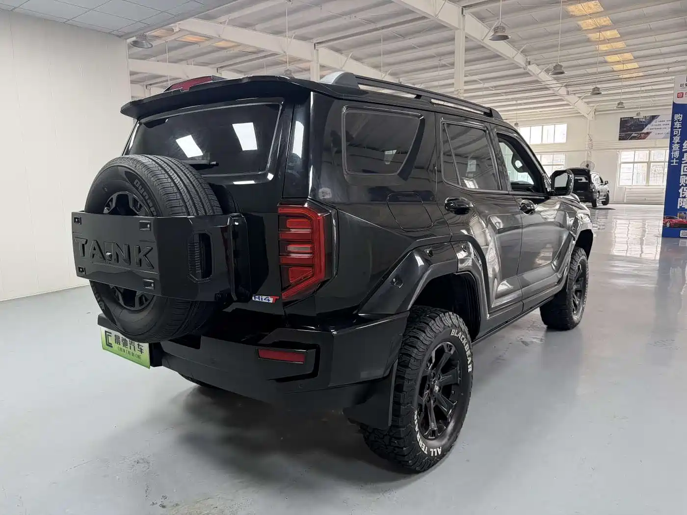 Tank 400 New Energy 2023 Hi4-T Super Edition фото 4