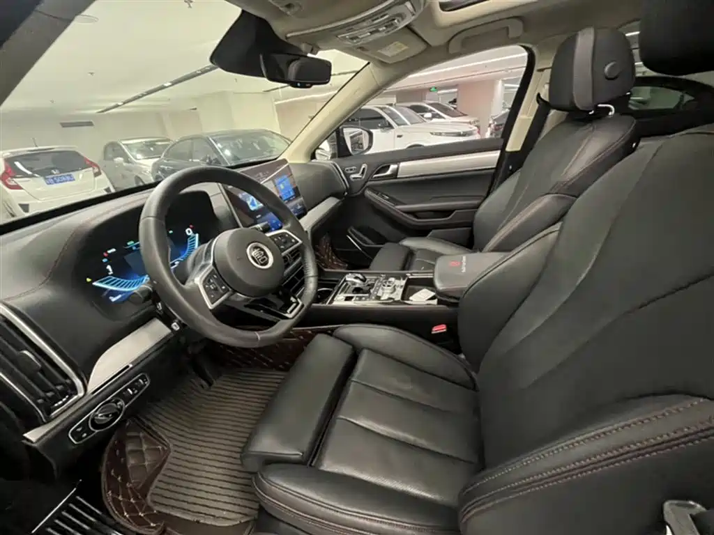 BYD Tang New Energy 2019 DM 2.0T Full-time 4WD Smart Connection Enjoy Edition 6-seater China VI фото 6